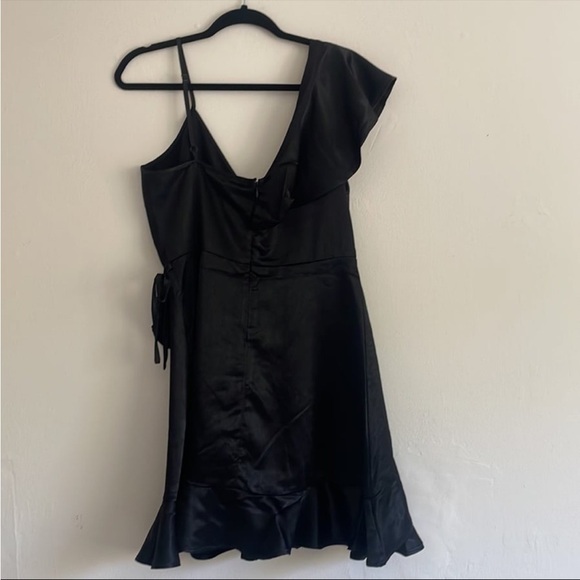 NWT Jack by BB Dakota Limelight Ruffle Dress - Picture 8 of 8